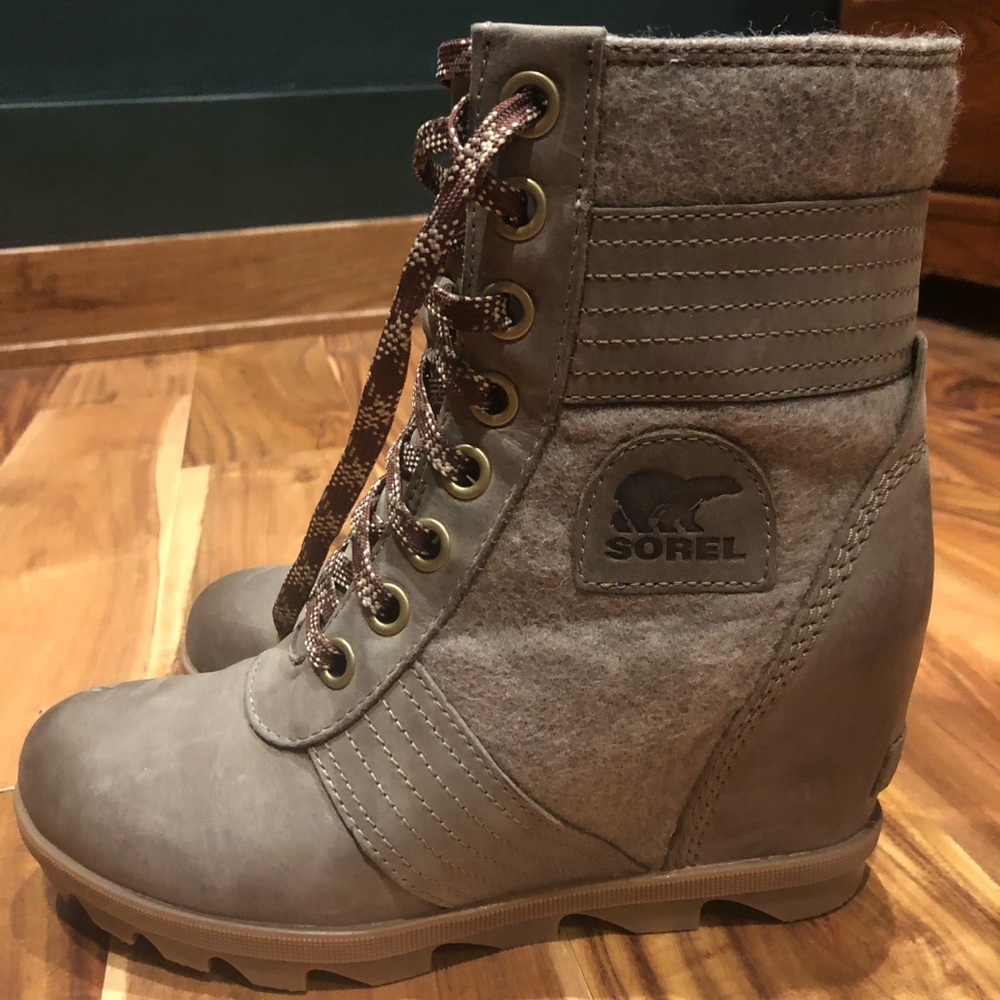 Grey Sorel Boots